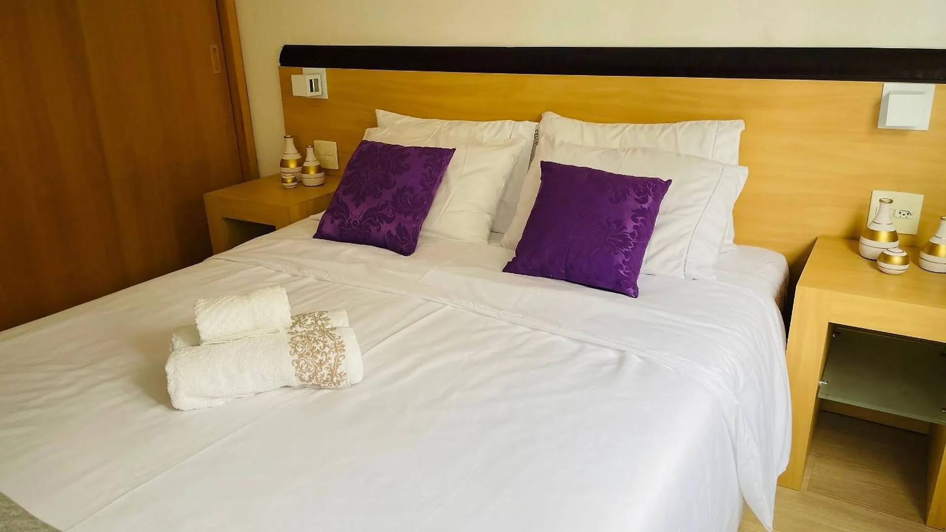 Morada Executive Vila Olimpia - Flat Em Hotel Moderno Em Bairro Nobre Sao Paulo Brazil